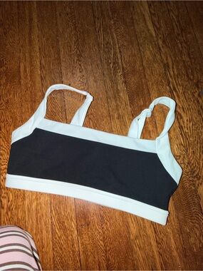 FORM SPORTS BRA Two-Tone Black & White Colorblock Bralette